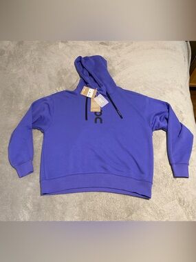 On Running Blue Club Hoodie with Black Logo NWT